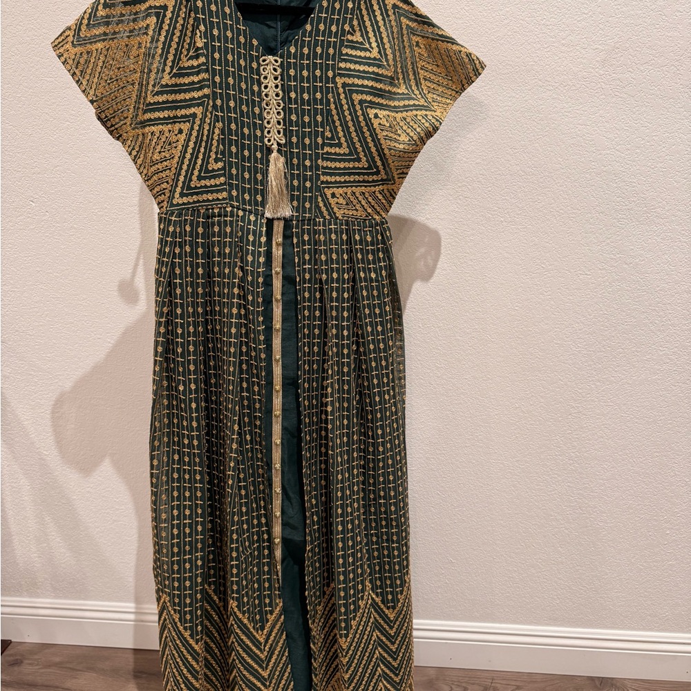 Elegant Green and Gold Women's Dress